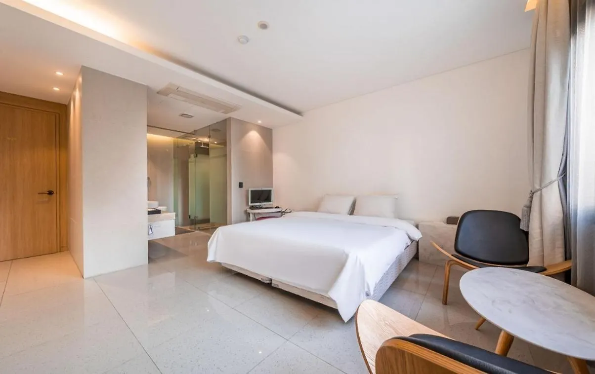 Incheon International Airport Golden Boutique Hotel